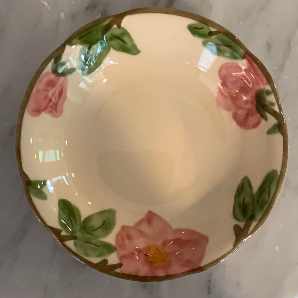Franciscan dinner ware in Desert Rose